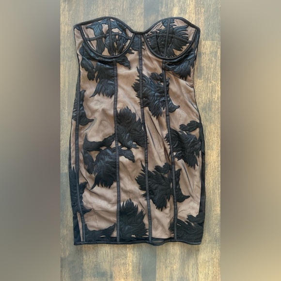 Bardot Mesh Strapless Dress - Picture 3 of 4